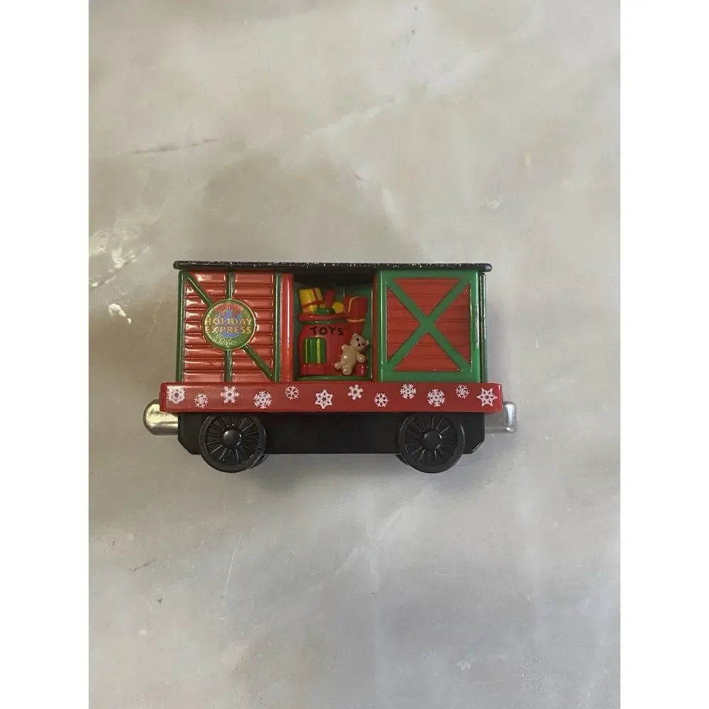 Thomas & Friends Take N Play Along Die Cast Holiday Box Car 2003
